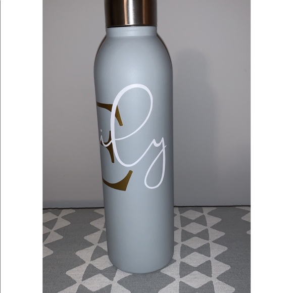 Customizable Cups - Picture 5 of 7